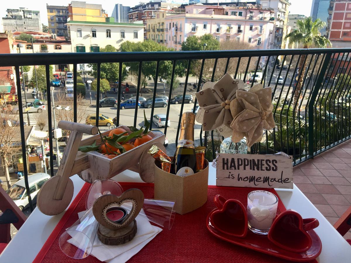 Holiday Garibaldi Napoli Bed & Breakfast Exterior foto